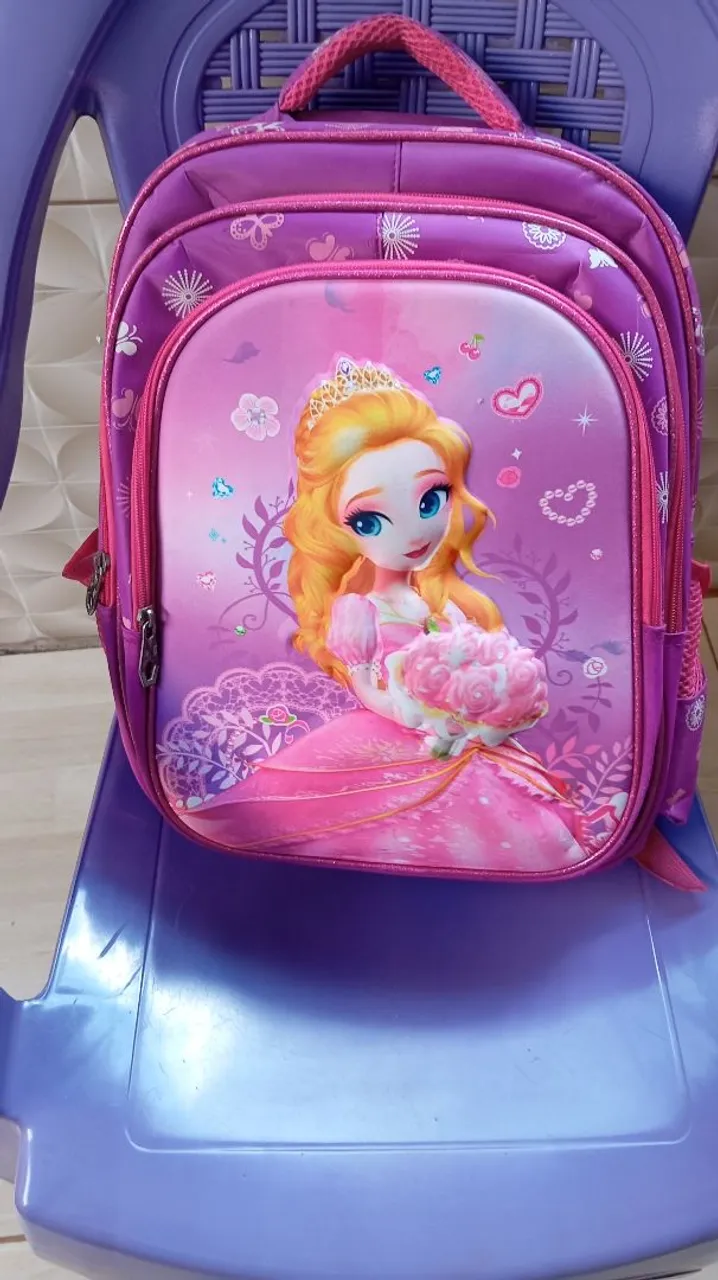 Mochila Infantil semi nova