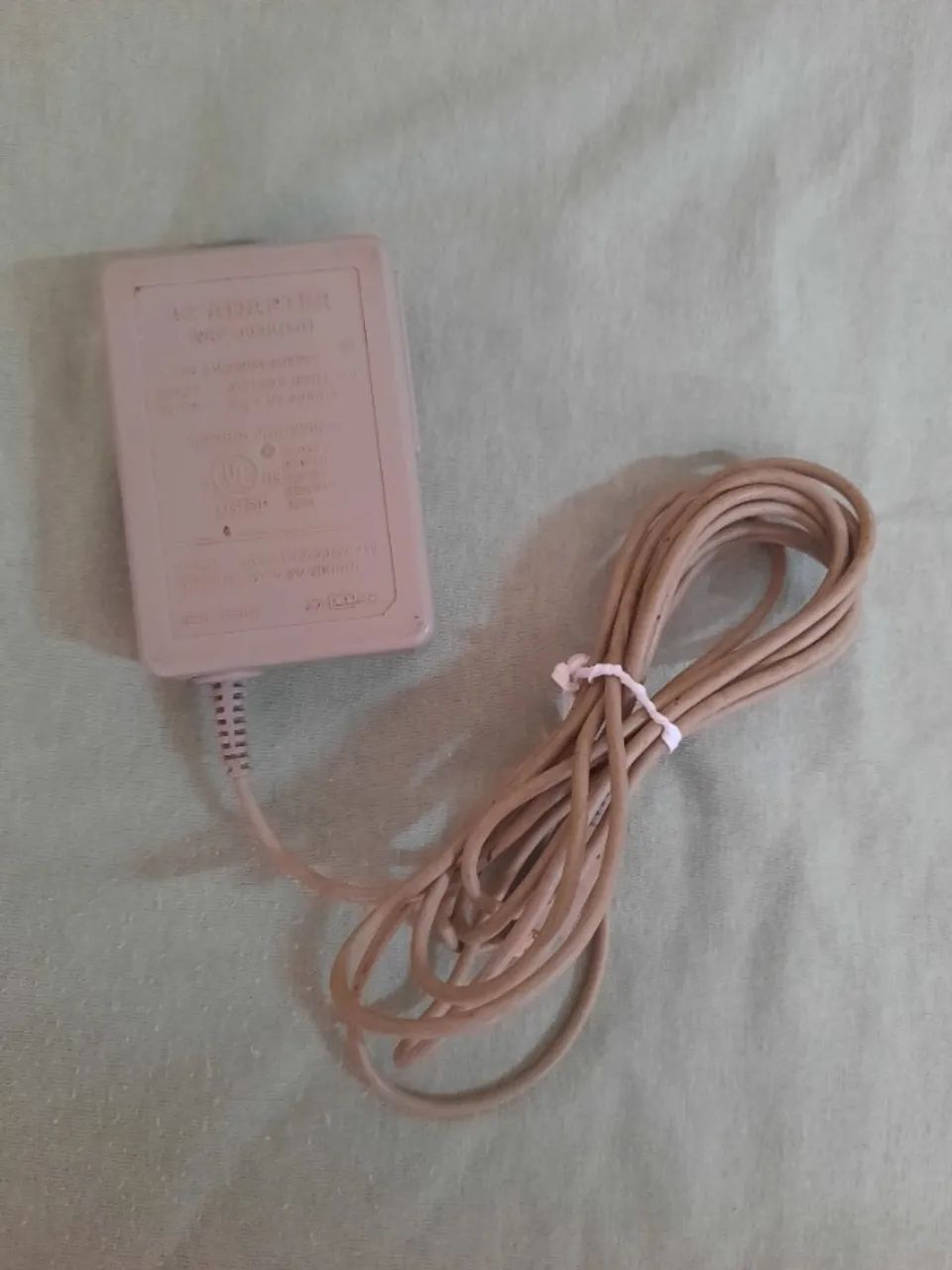 Carregador original 110v p/ Nintendo DSI/3DS - Foto 2