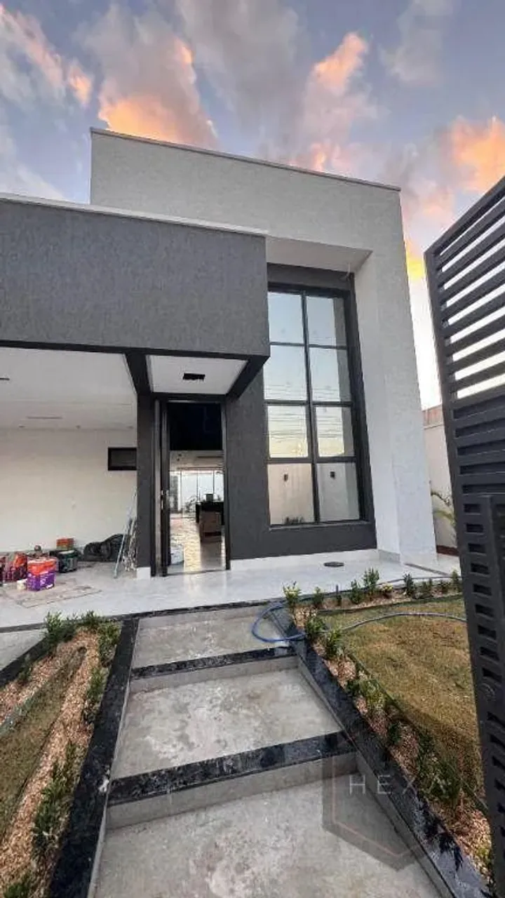Casa com 4 suítes venda Jardim Presidente - Goiânia/GO