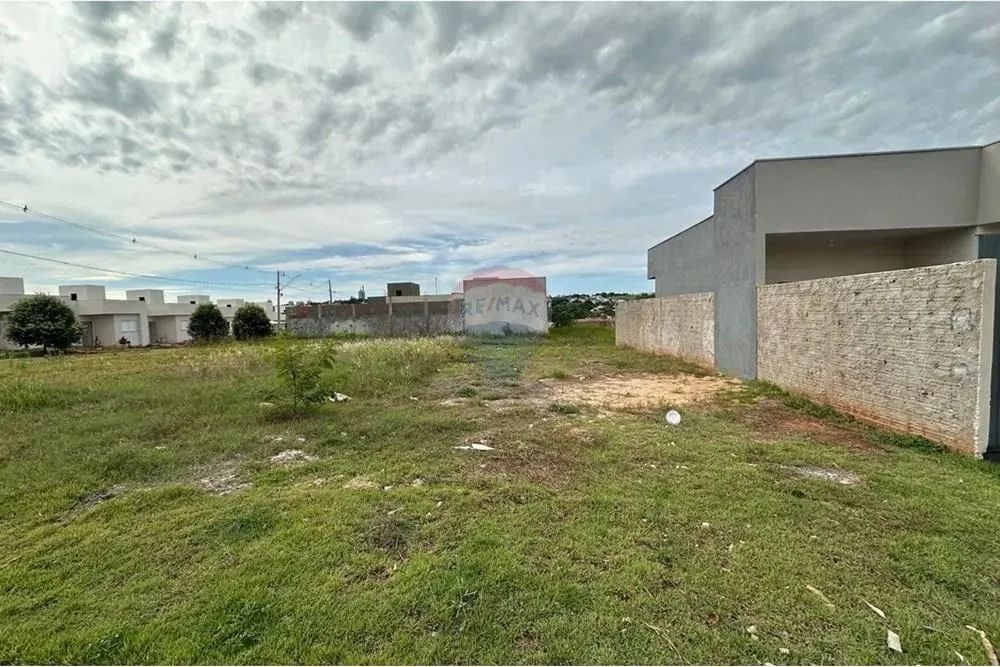 Terreno em Umuarama: Preço Reduzido, 126m²! - Foto 3