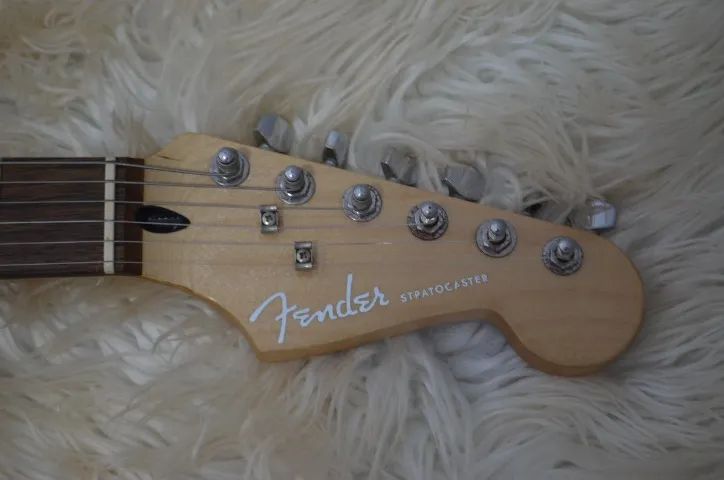 Guitarra Fender  - Foto 2