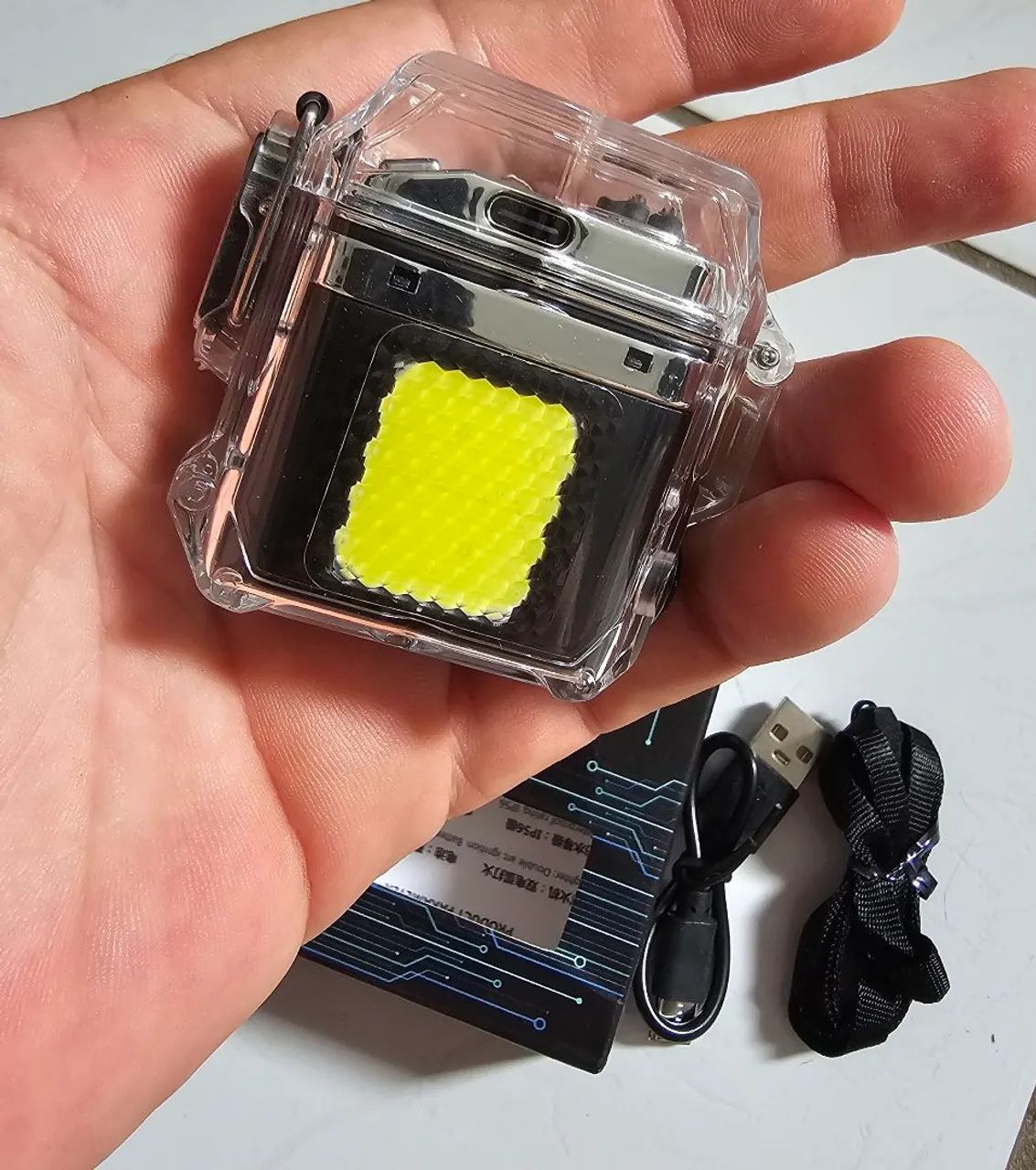 Isqueiro de Plasma, Recarregável com Lanterna LED. - Foto 3