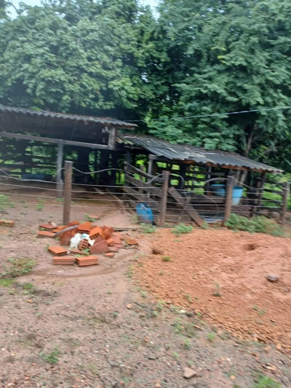 Beira da Represa em Cascalho Rico - Foto 4