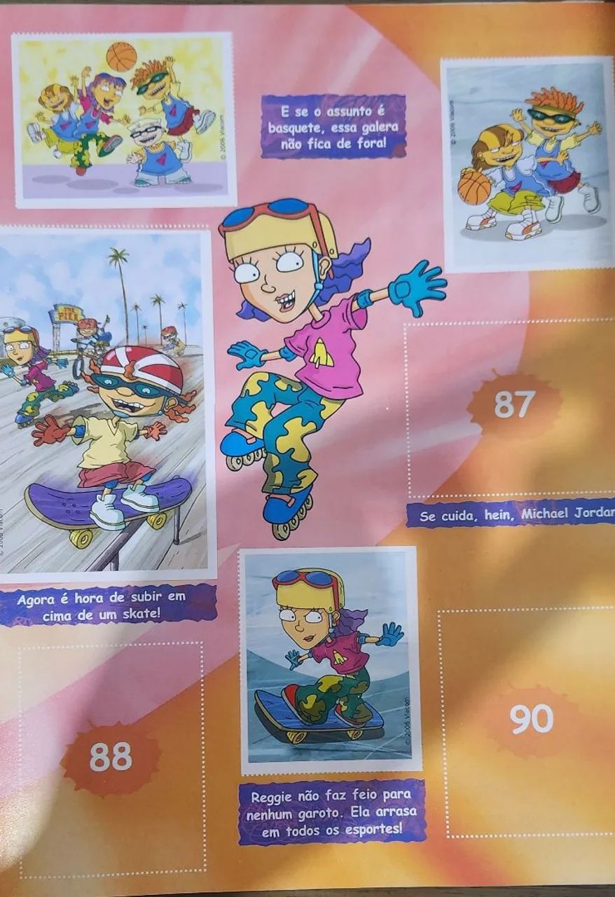 Álbum Nickelodeon com 77 figurinhas - Foto 3