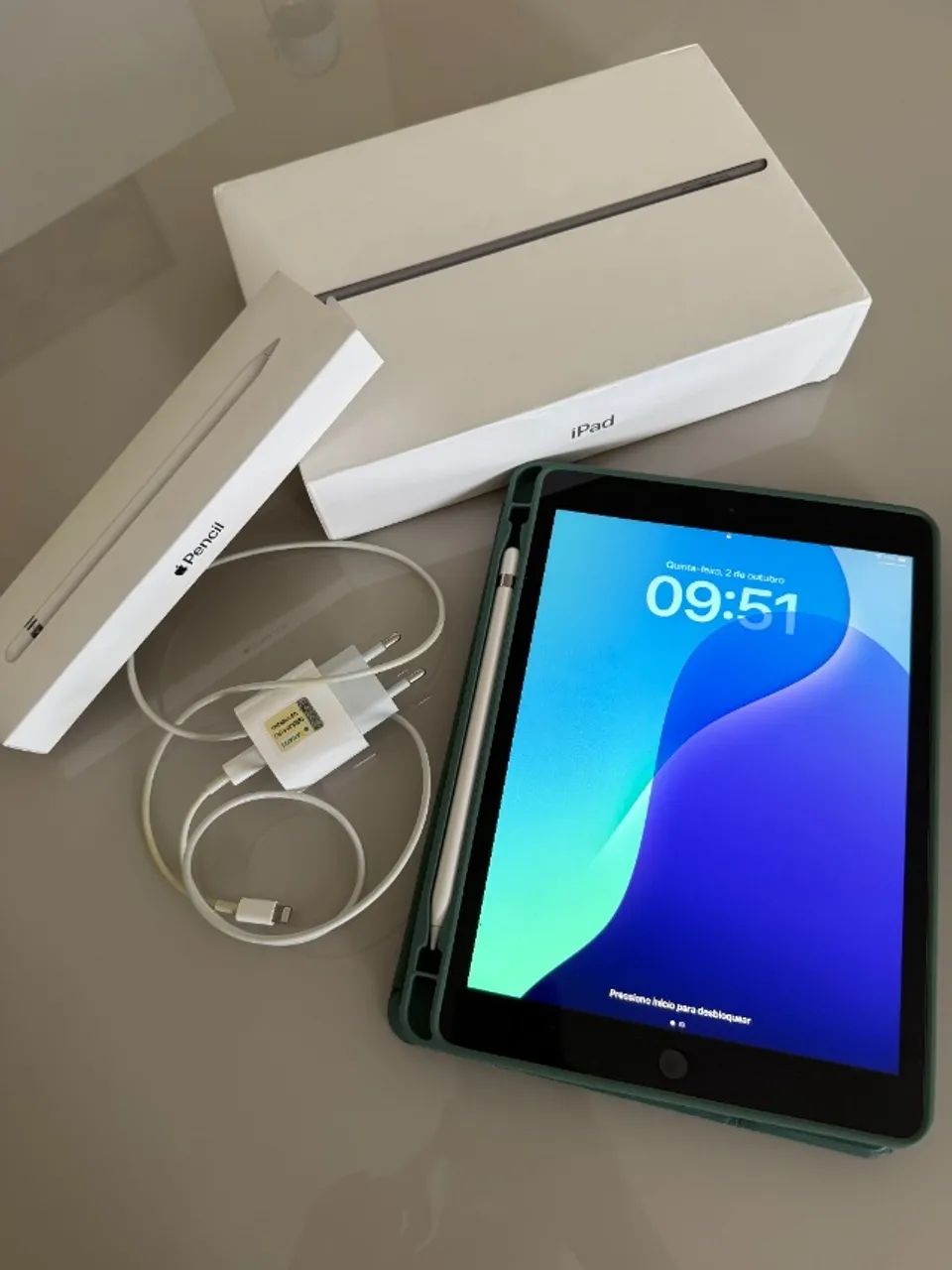 iPad 8ª geração 32GB Cinza Espacial + Apple Pencil 1ª gen + Capa +