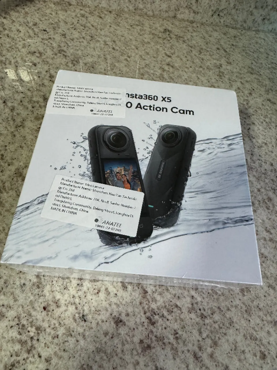 Câmera Insta360 X5 Nova Lacrada com I.A Filma em 8k 360 Graus Ipx8 À Prova D'água