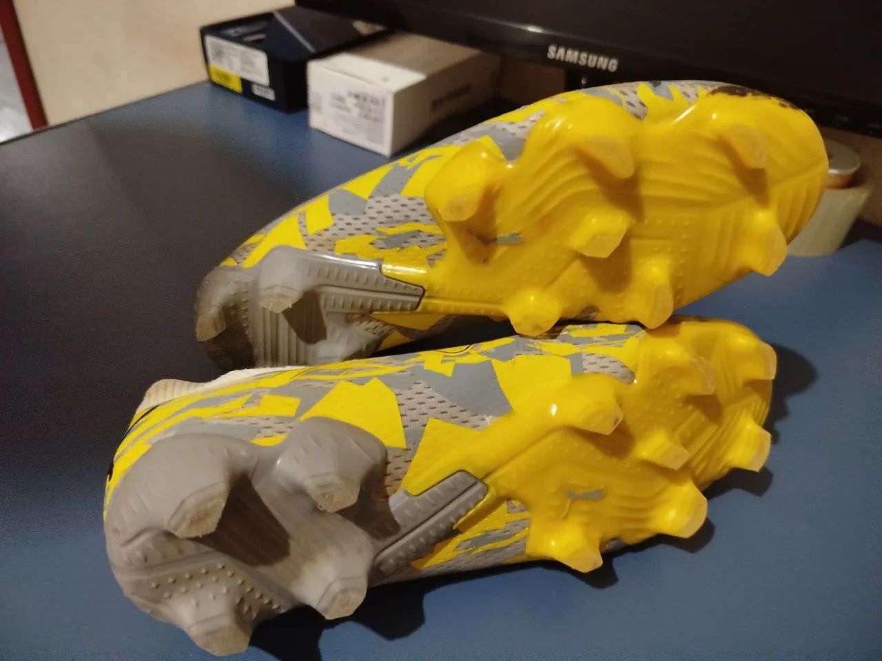 Chuteira de campo Puma - Foto 3