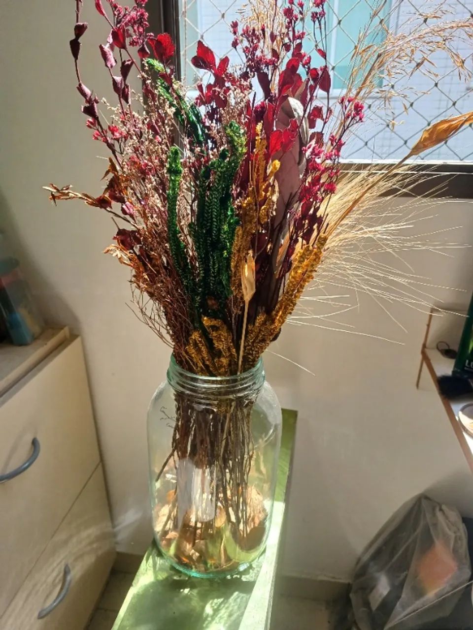 VASO DE VIDRO (POTE) + ARRANJO FLORES SECAS - Foto 2