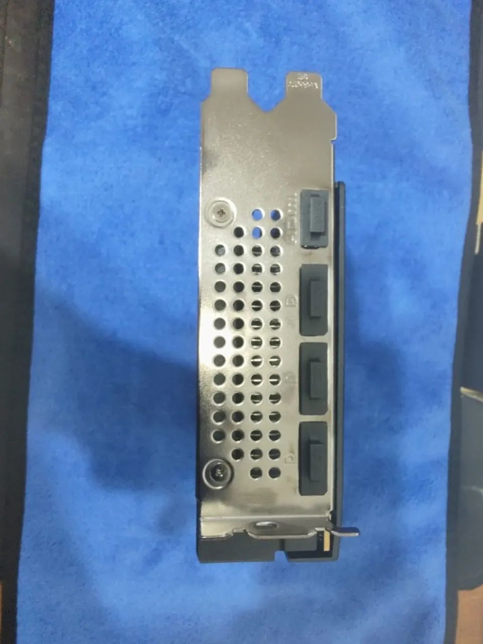 Placa de vídeo Nvidia RTX 5050 MSI Shadow 2x Oc - Somente Venda - Foto 3