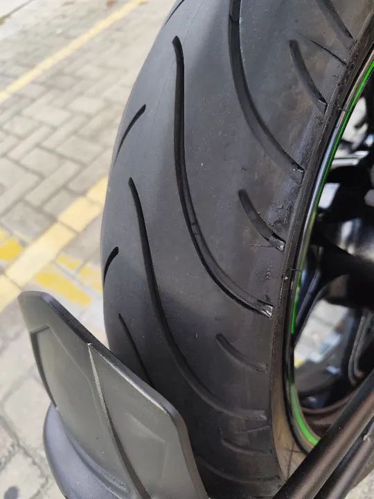 Vendo ou troco Versys 650 TOURER 2020 - Foto 7