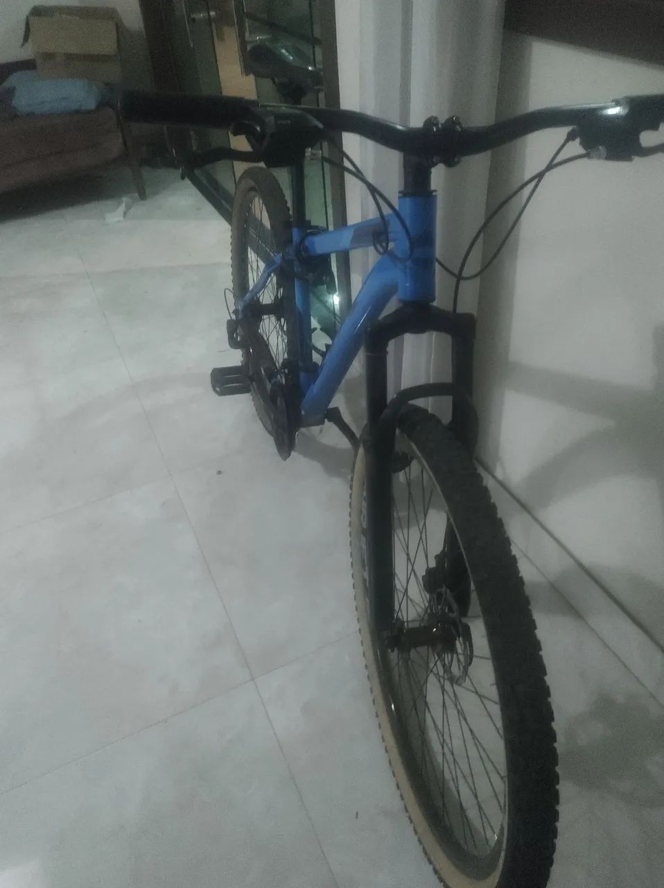 Bicicleta GTA Aro 29 Semi Nova - Alumínio / Freio a Disco /