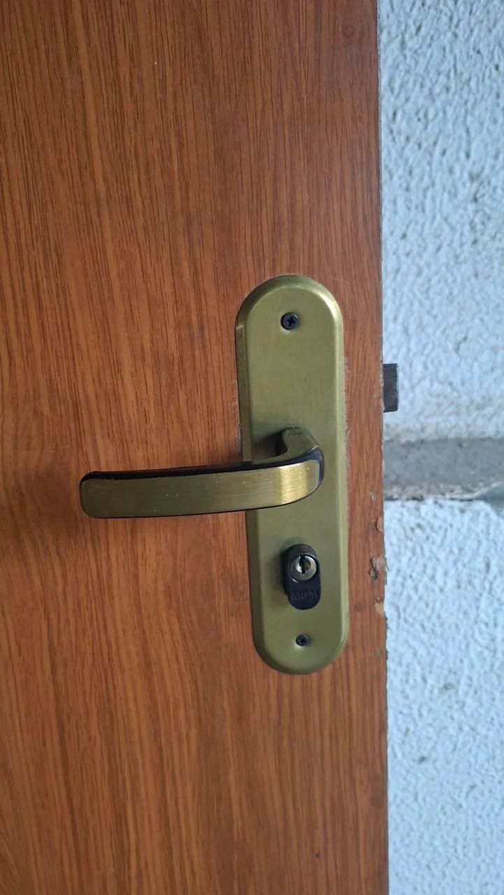 Porta64850237865987121