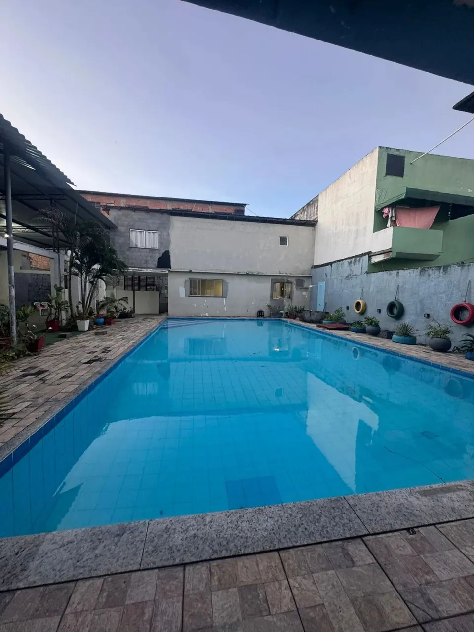 Casa na Cachoeirinha Com 05 casas duplex