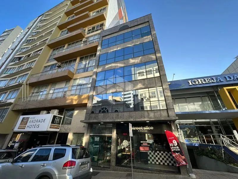 Cobertura de 01 quarto com 44m² para alugar no Centro de Florianópolis. - Foto 2
