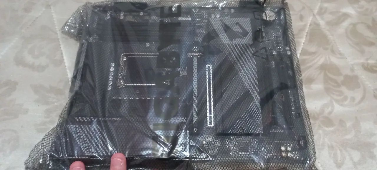 Placa Mãe Gigabyte B760 Aorus Elite, DDR5, Socket LGA 1700, ATX, Chipset intel B760. - Foto 3