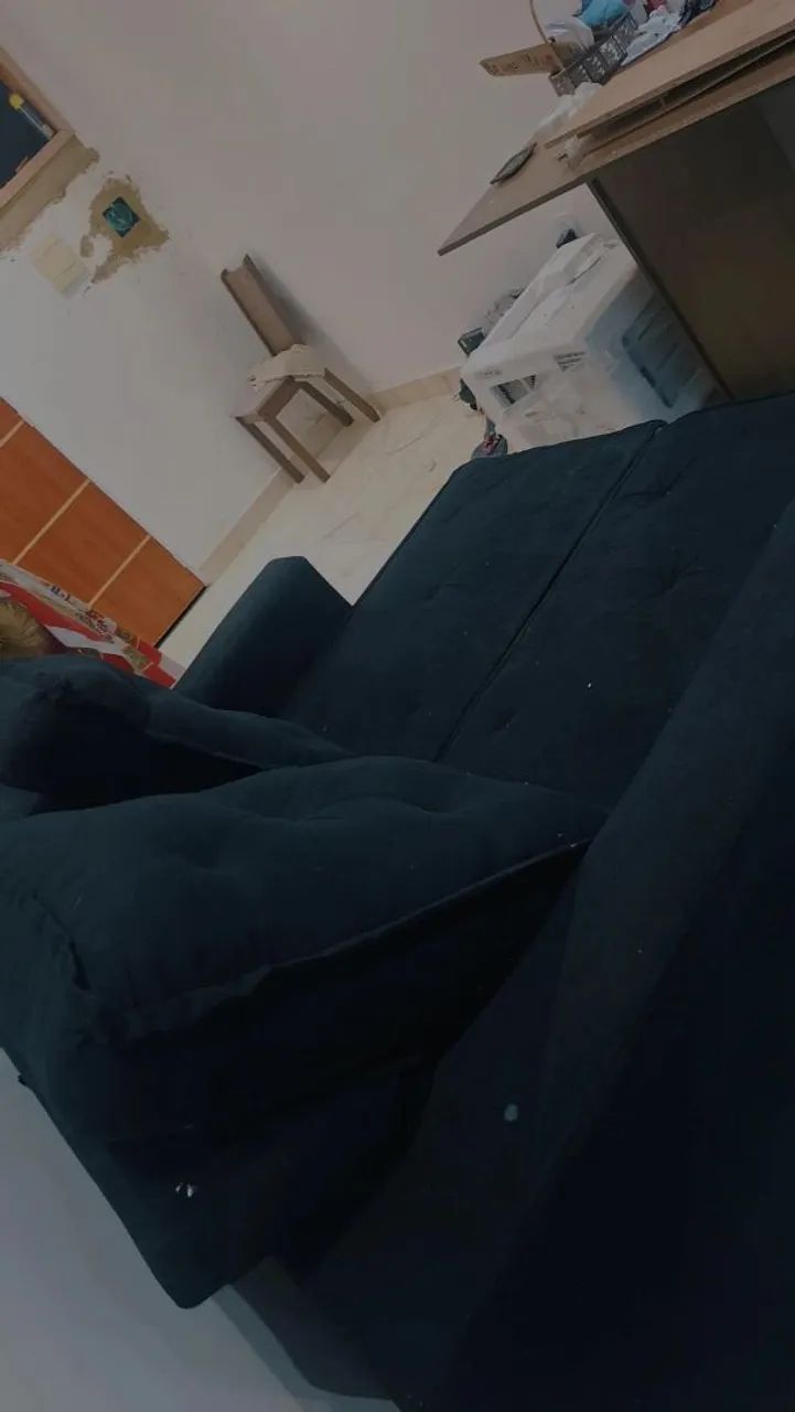 Sofá preto retrátil reclinável 2Lugares