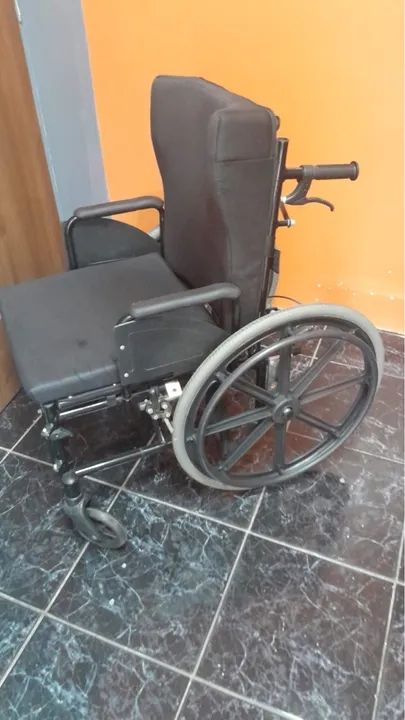 Cadeira de Rodas