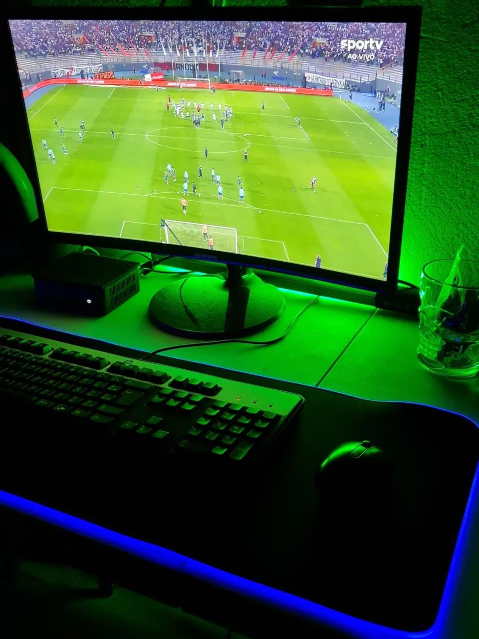 Monitor Gamer Asus Curvo - Foto 2