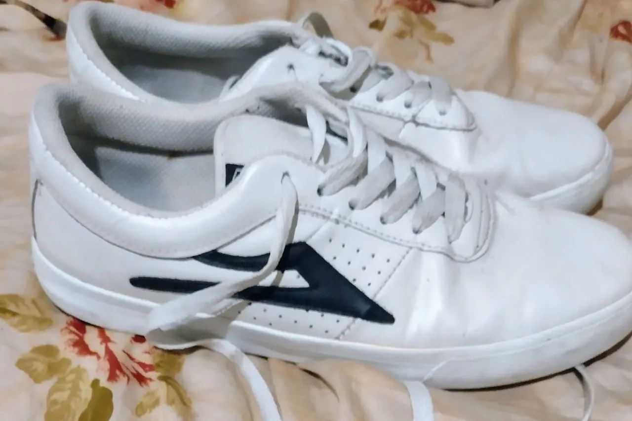 Tênis Esportivo Branco