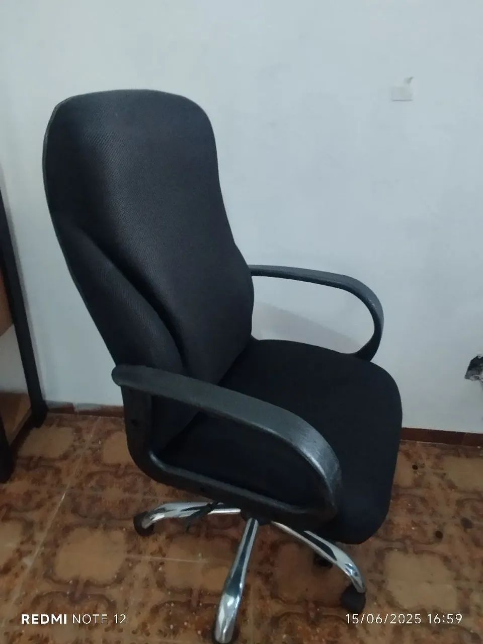 Cadeira de Escritório Giratória - Foto 3