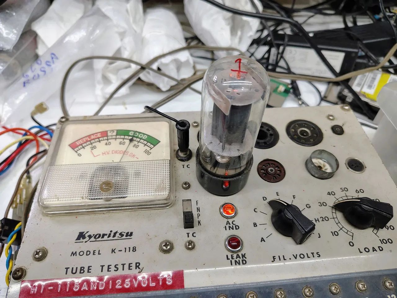 Válvulas eletrônicos antigas