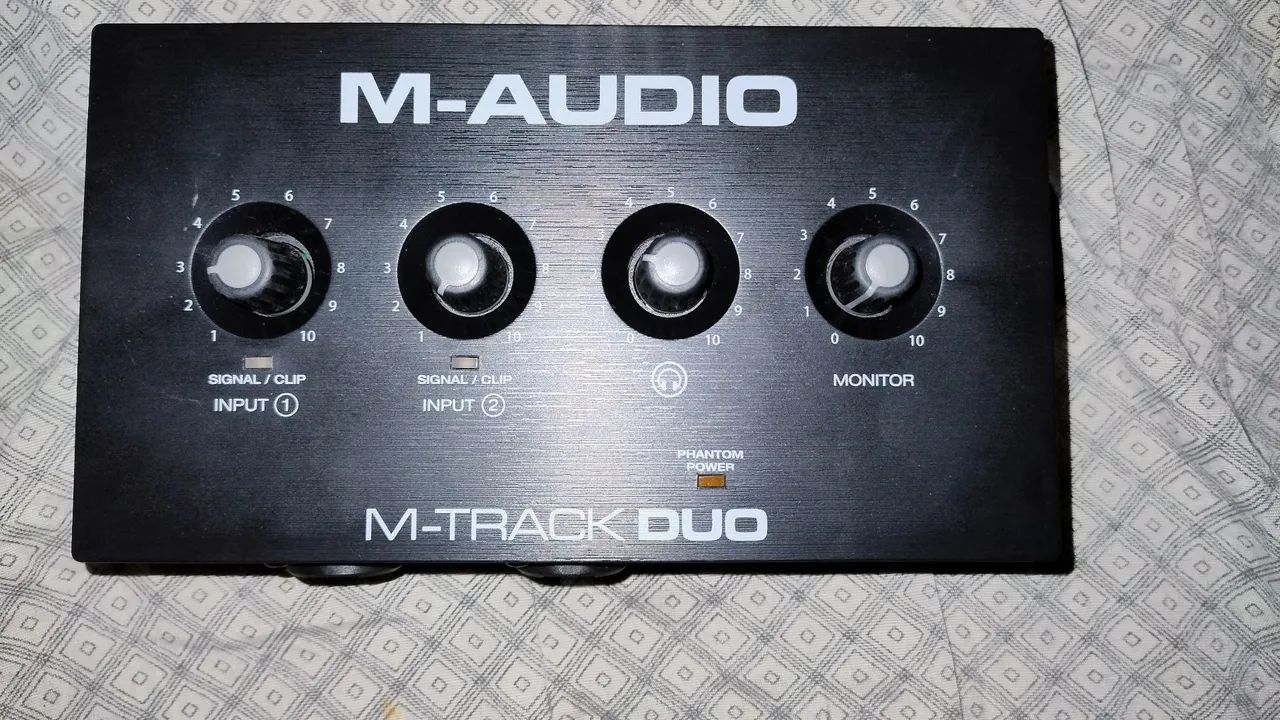 INTERFACE M-AUDIO TRACK DUO 2 CANAIS SEMI NOVA - Foto 2