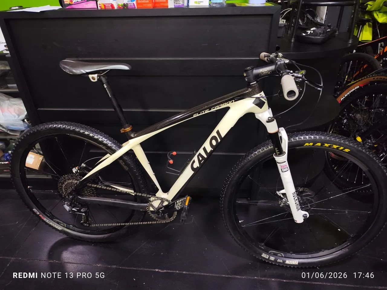 Caloi elite carbon tamanho 17 