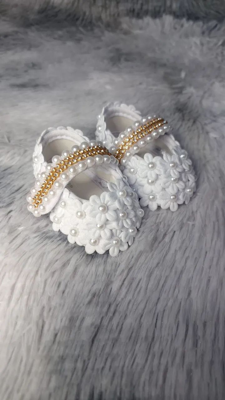 Sapatinhos de bebê menina luxo com perolas  apenas R$ 35 reais - Foto 6