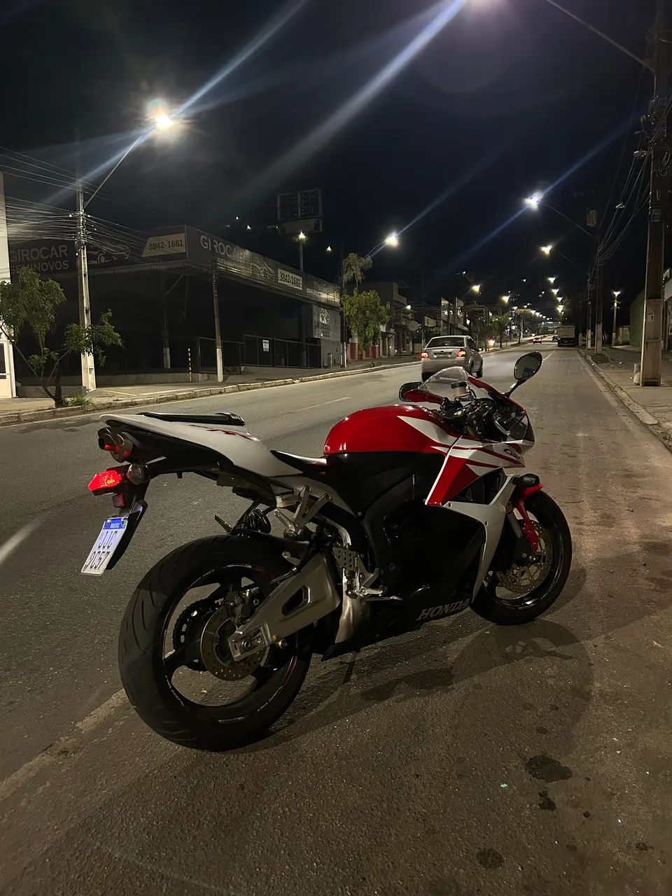 CBR 600RR 2013 - Foto 2