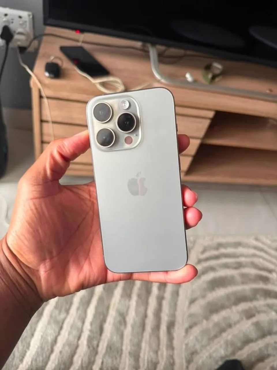 iPhone 15 Pro 128gb caixa e nota fiscal  - Foto 2