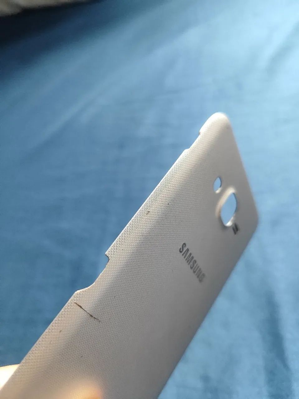 Samsung Galaxy J7 Neo  - Foto 4