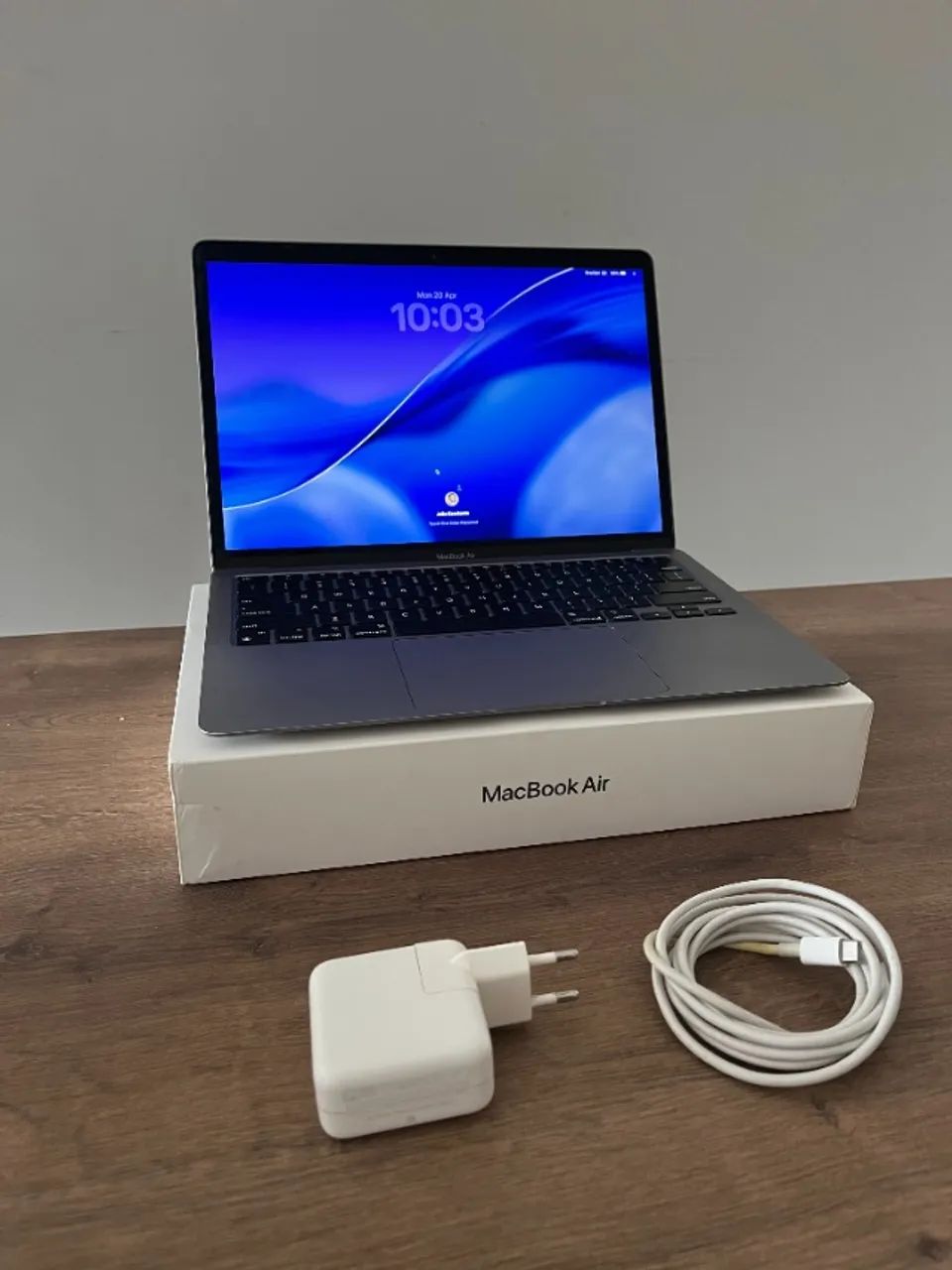 MacBookAir M1 512GB 8GB 2020モデル Core Gpu Macbook Air M1 8gb 512gb Apple Macbook Air (2020), M1