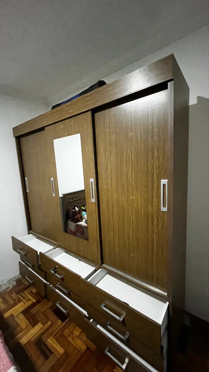 Guarda roupa com espelho - Foto 4