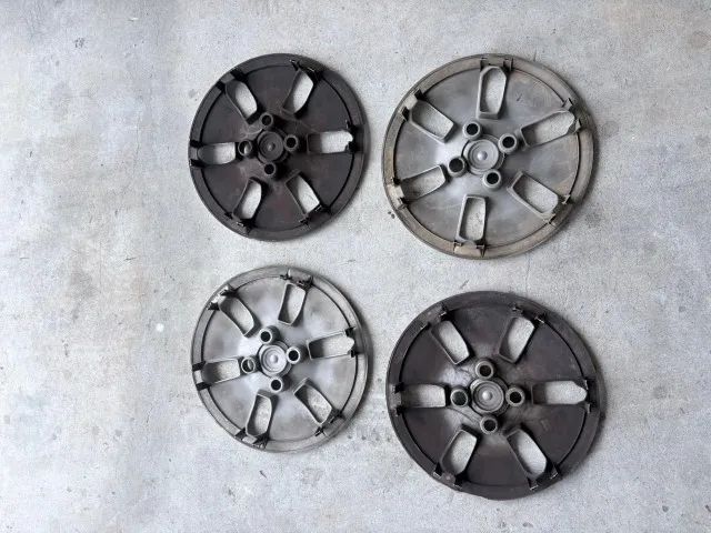 Jogo Kit 4 Calotas Volkswagen Up originais - Foto 3