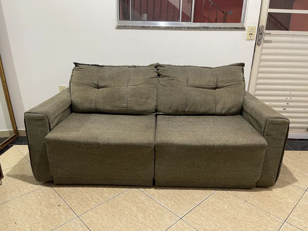 Sofá Retrátil 2 Lugares 1,80m - Tecido Linho/Rústico Cinza / Fendi - Foto 3