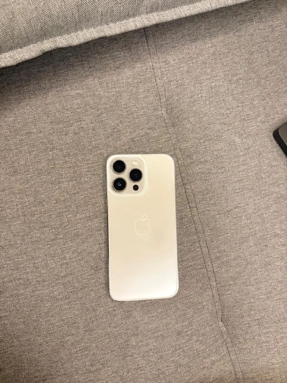 iPhone 14 pro max 1 Tera - branco (1000 gigas ) - Foto 3