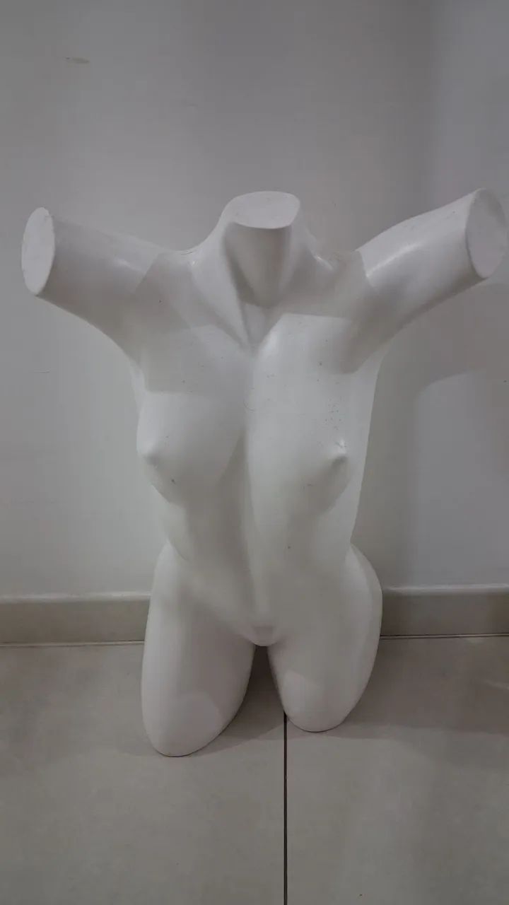 Manequim tronco feminino 