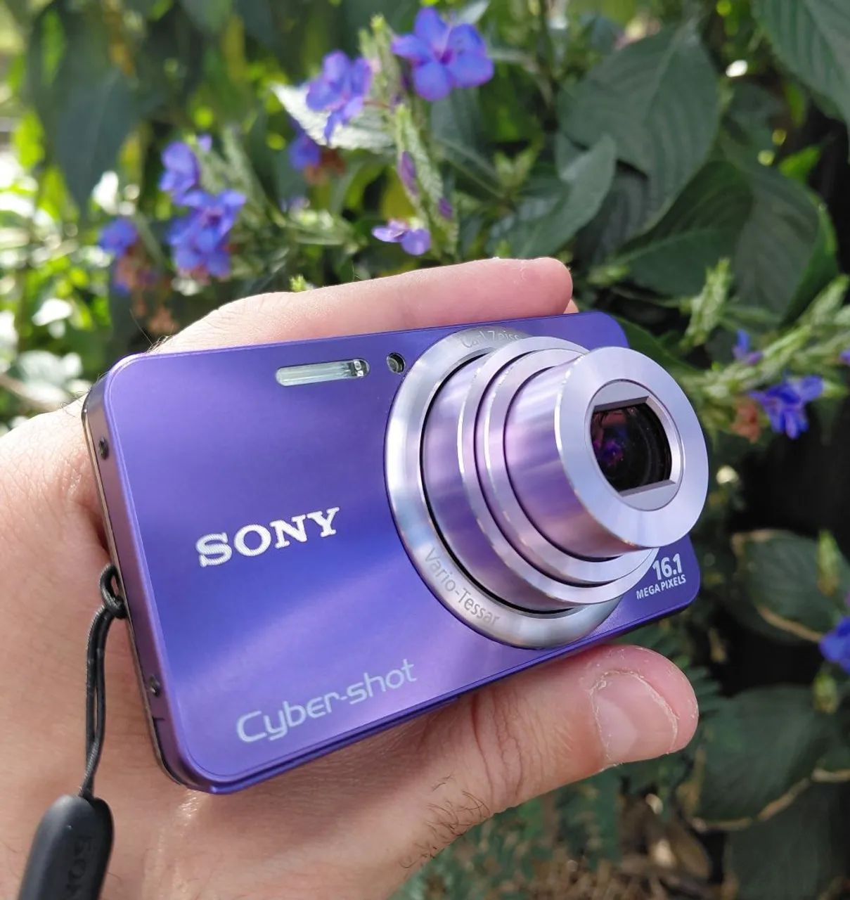 Sony Digicam Cyber-shot DSC-W570 - 16.1MP + bateria original +