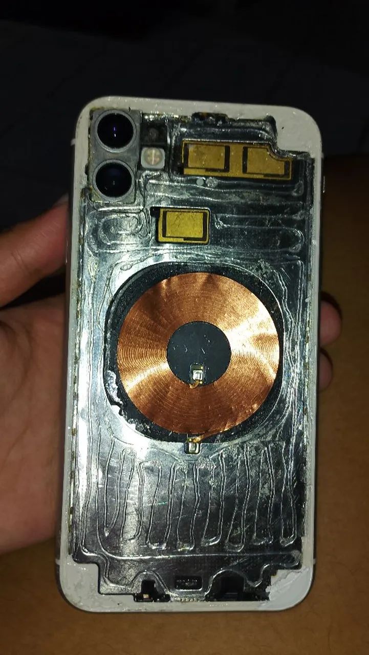 iPhone 11 pra retirada de peças 