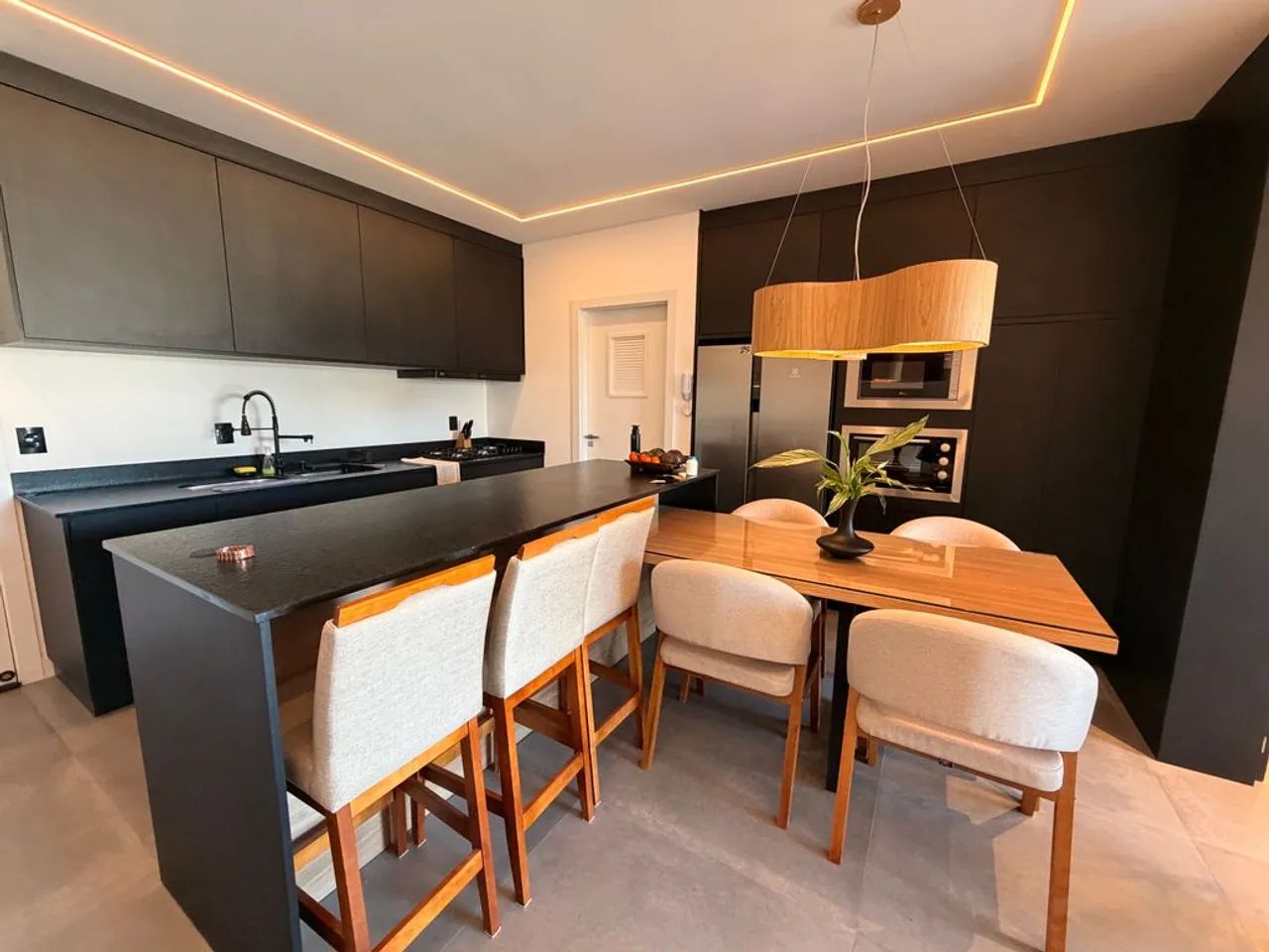 Mobiliado e Equipado: 2 Quartos com Suíte no Centro de Balneário Piçarras - Foto 3