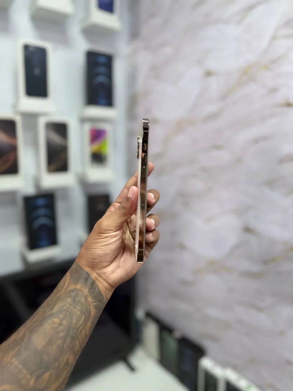 IPHONE 12 PRO MAX 128GB<br>R$ 2.450,00 - Foto 4
