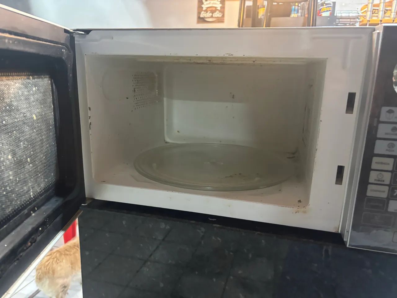 Microondas com defeito  - Foto 4