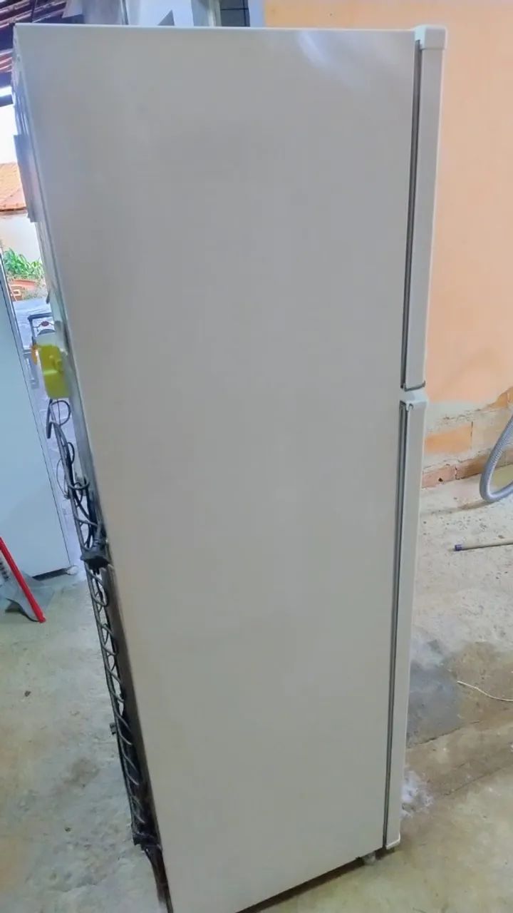 Geladeira Eletrolux DF34 - Foto 2