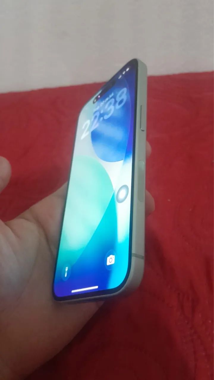 iPhone 15