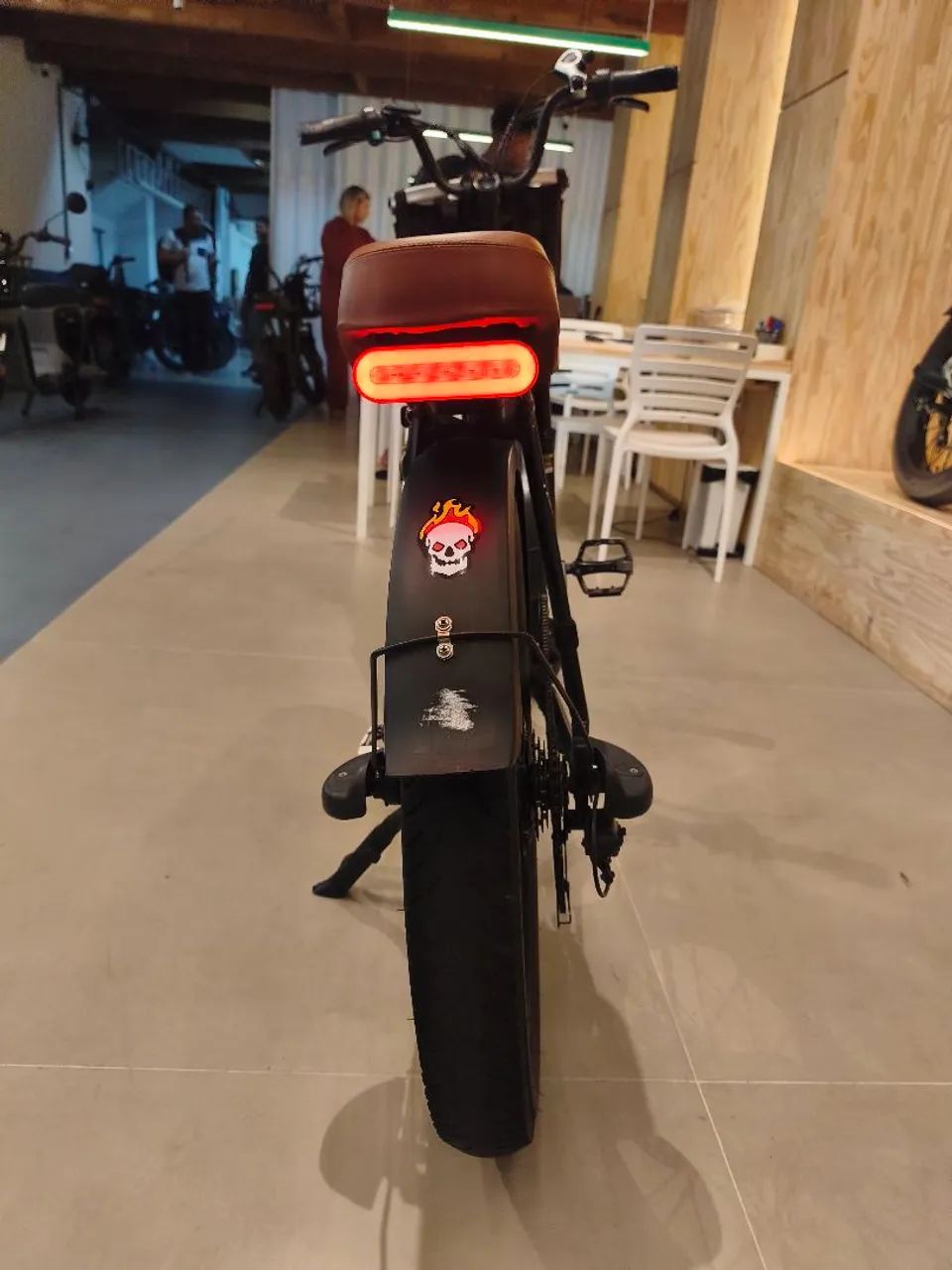 Bicicleta Elétrica Cruiser S Plus - Foto 2
