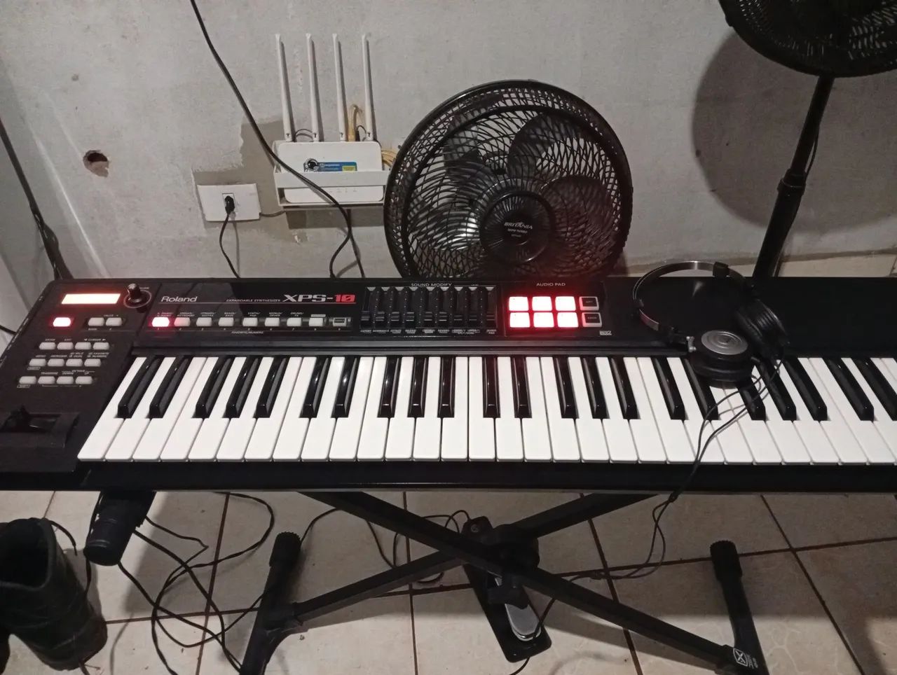 XPS 10 