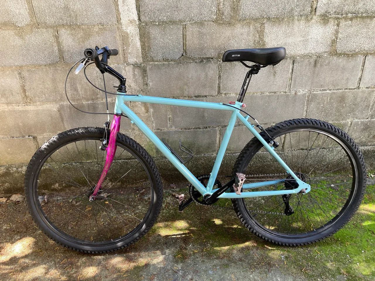 Bicicleta aro 26 com 7 marchas - Foto 3