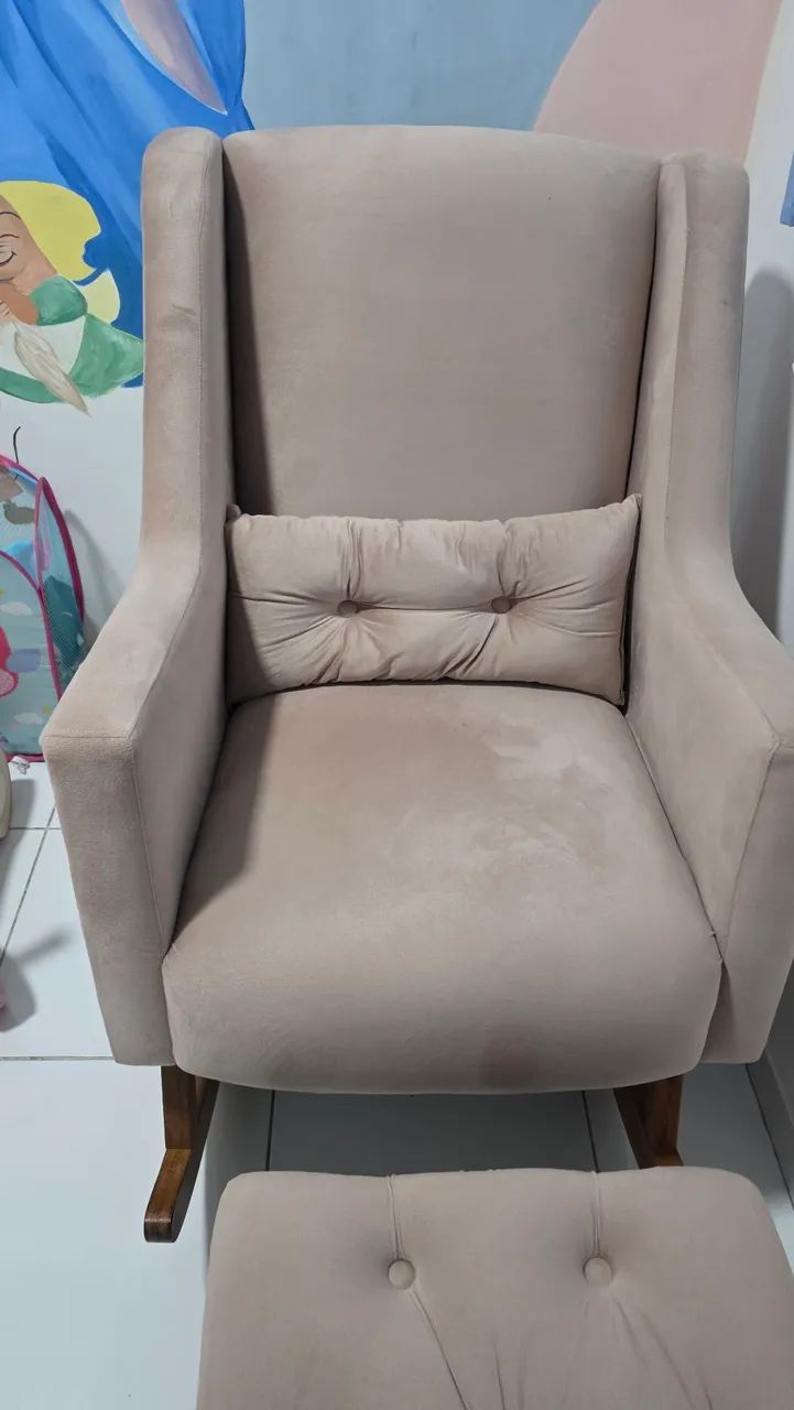 Poltrona de amamentação balanço 