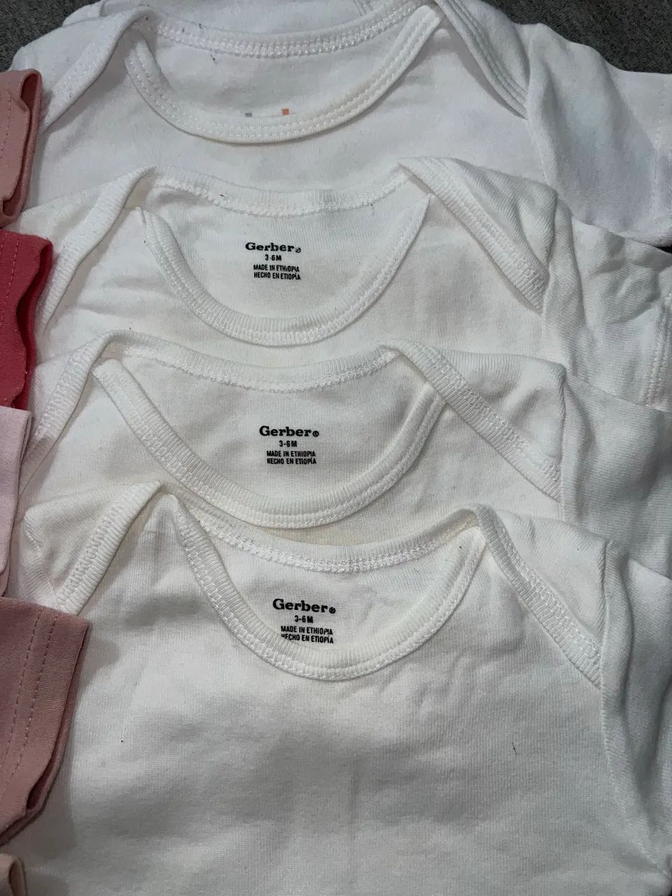 Lote 14 Roupas de  bebê  bodie body marcas  americanas   - Foto 5