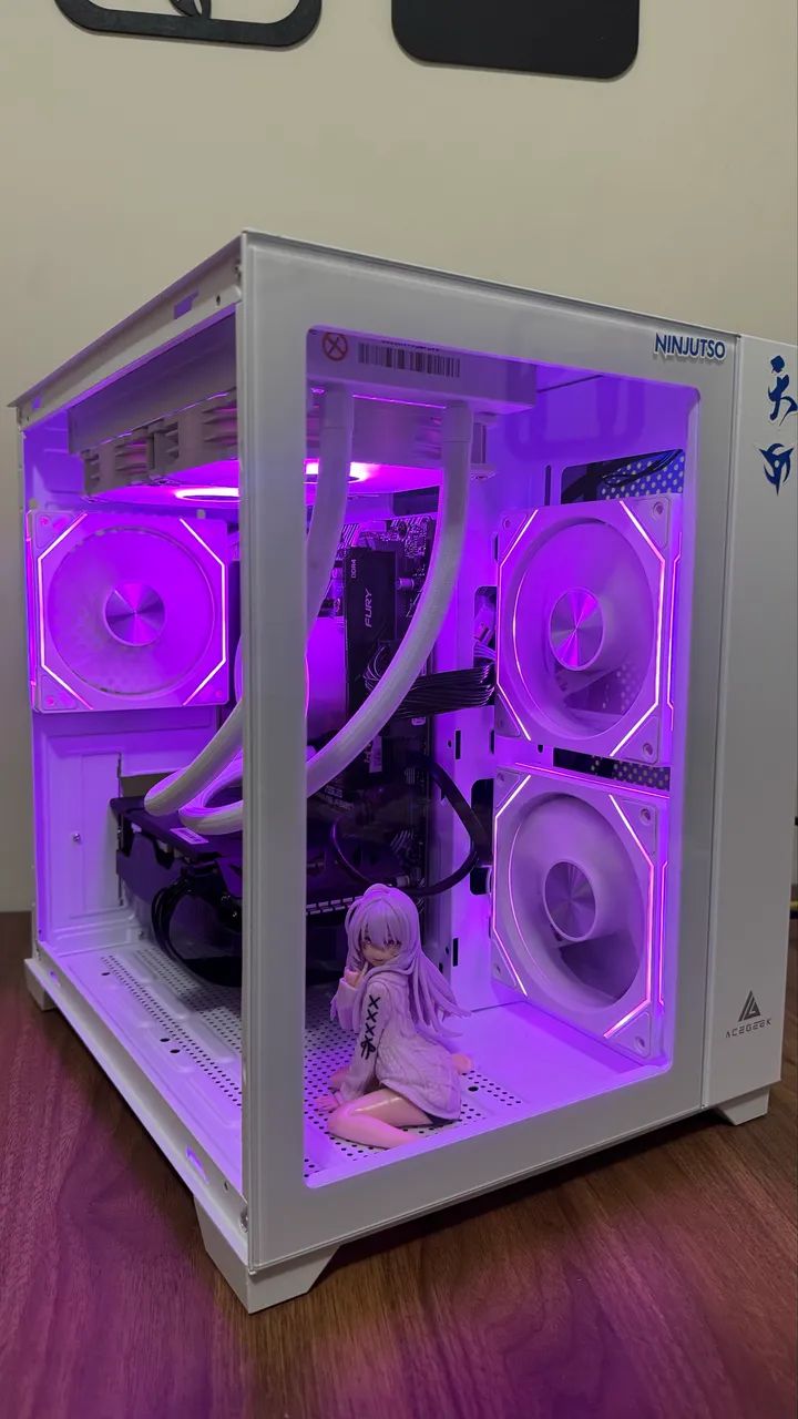 PC GAMER WHITE - Foto 5